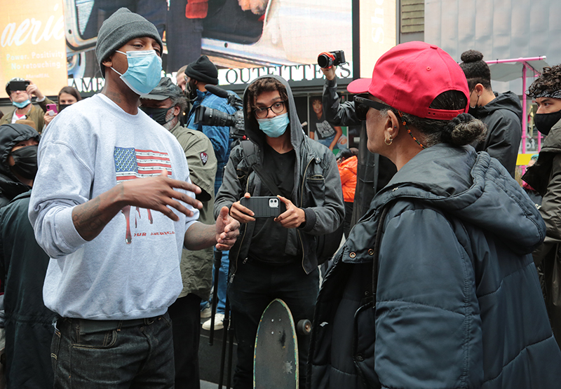 Anti-Trump : Rally : Pro-Trump : New York City : Times Square : Richard Moore : Photographer : Photojournalist